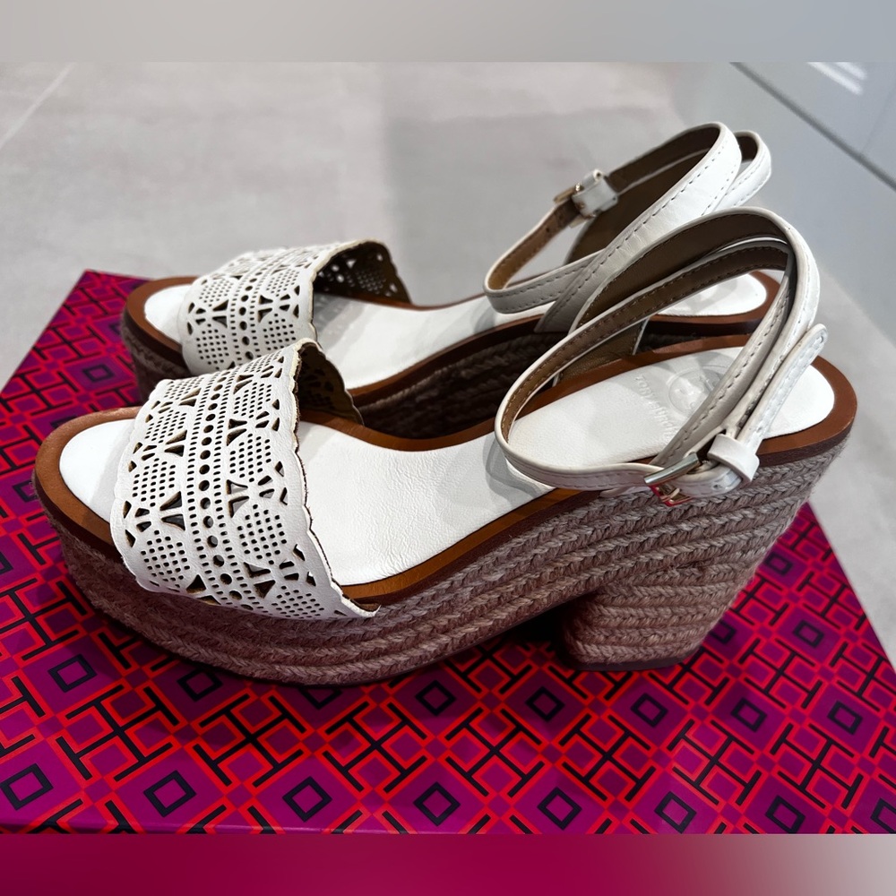 Tory Burch Cream Espadrilles with Intricate Cutouts - Picture 3 of 8